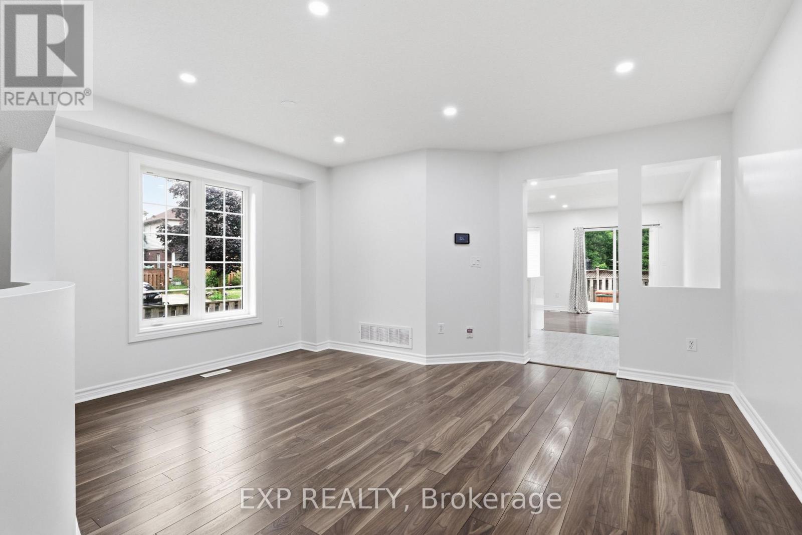 1015 Borden Lane Property Photo 7