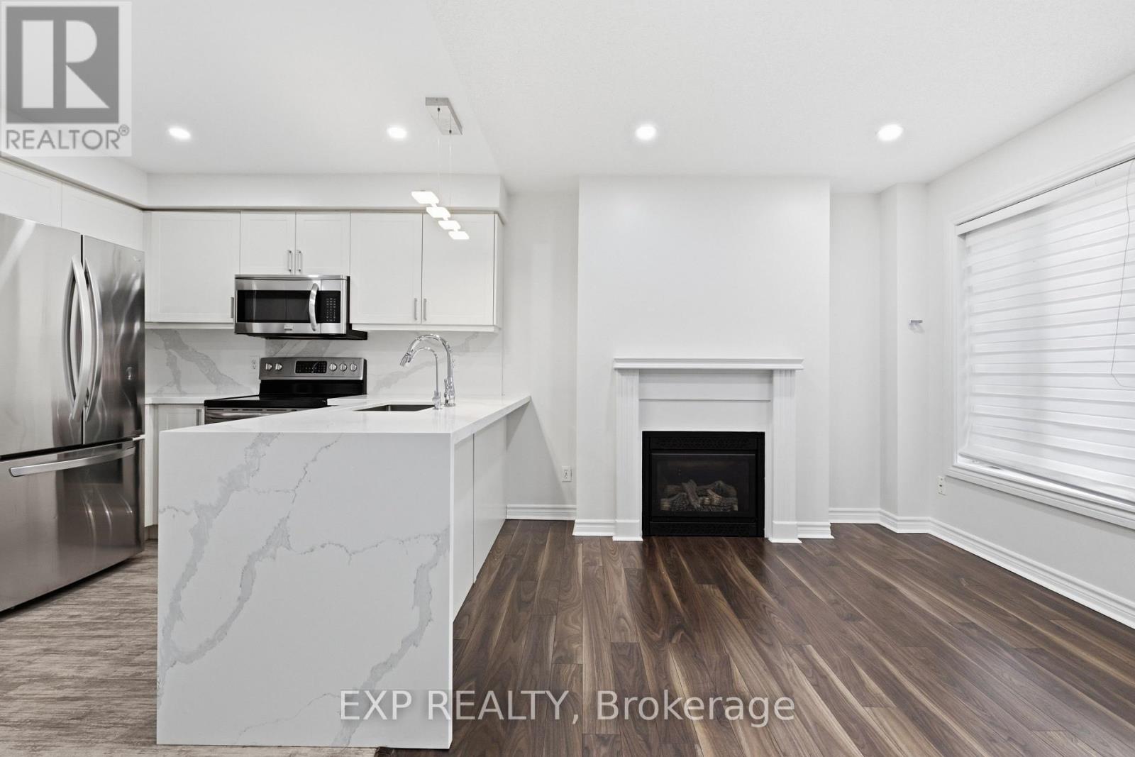 1015 Borden Lane Property Photo 12