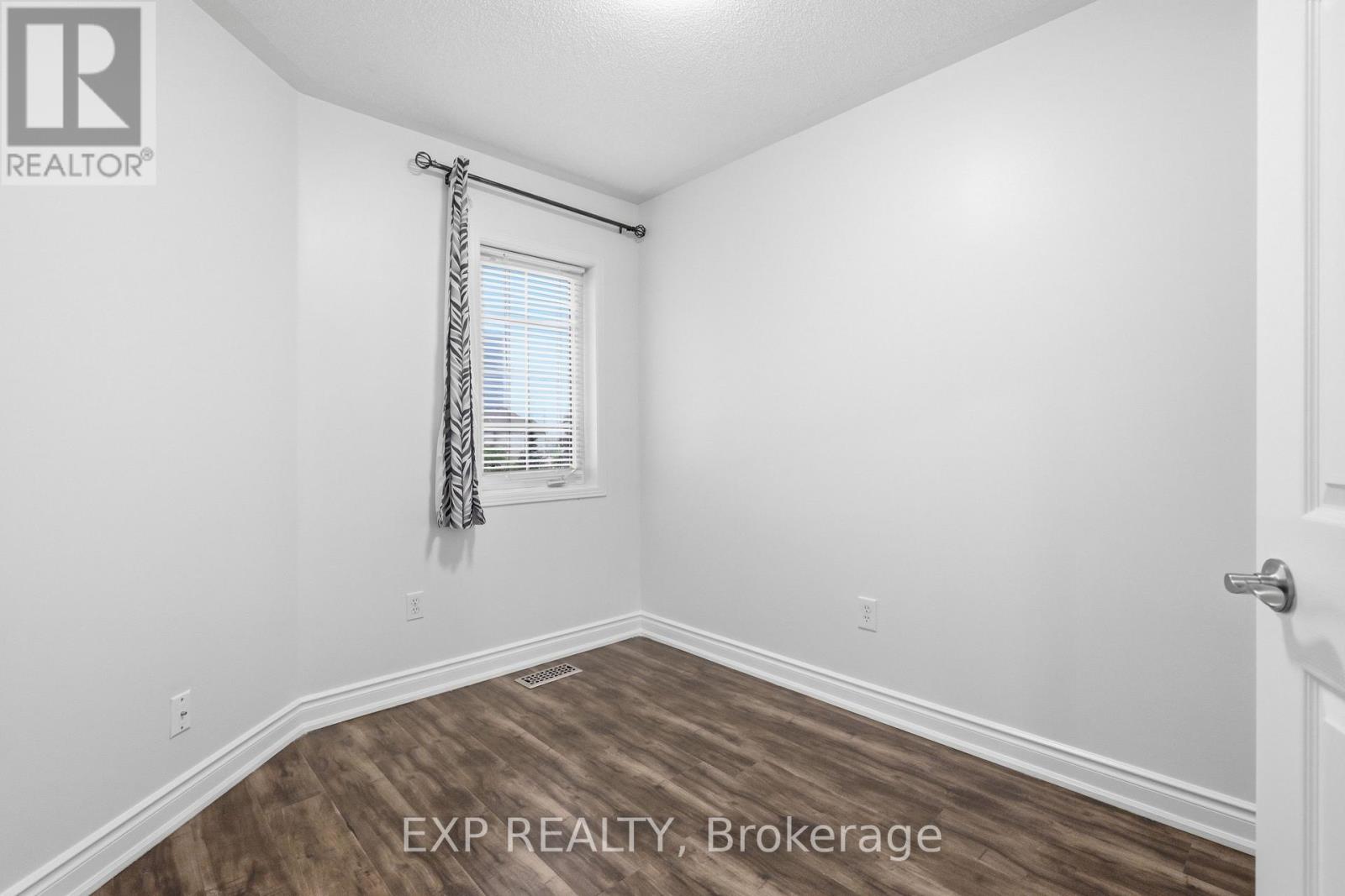 1015 Borden Lane Property Photo 18