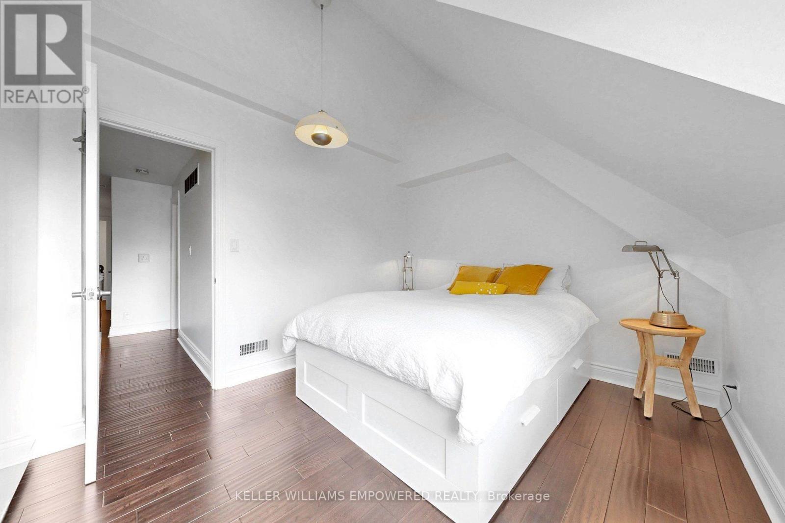 274 Wallace Avenue Property Photo 19
