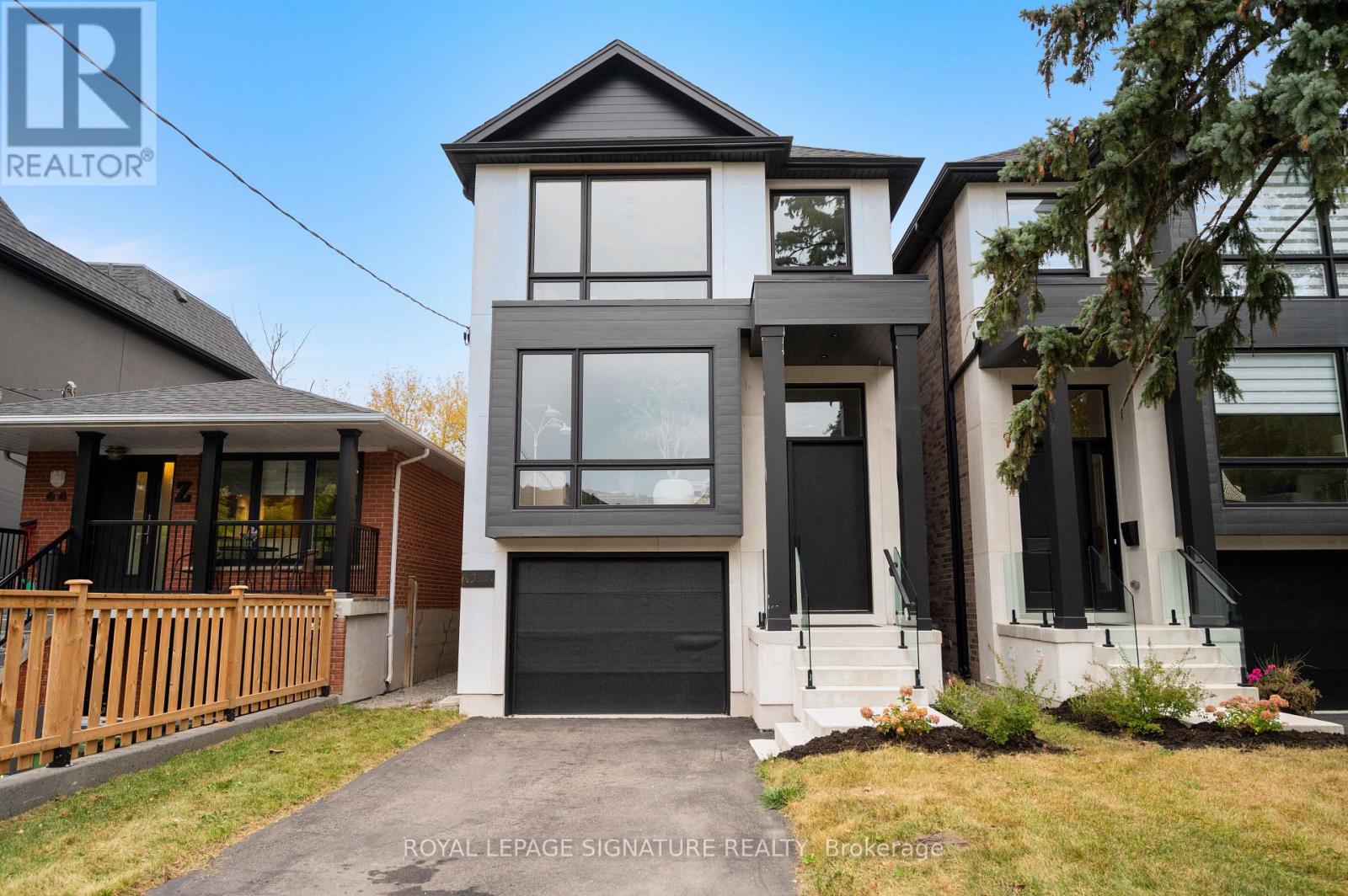 62 Ash Crescent Property Photo 1
