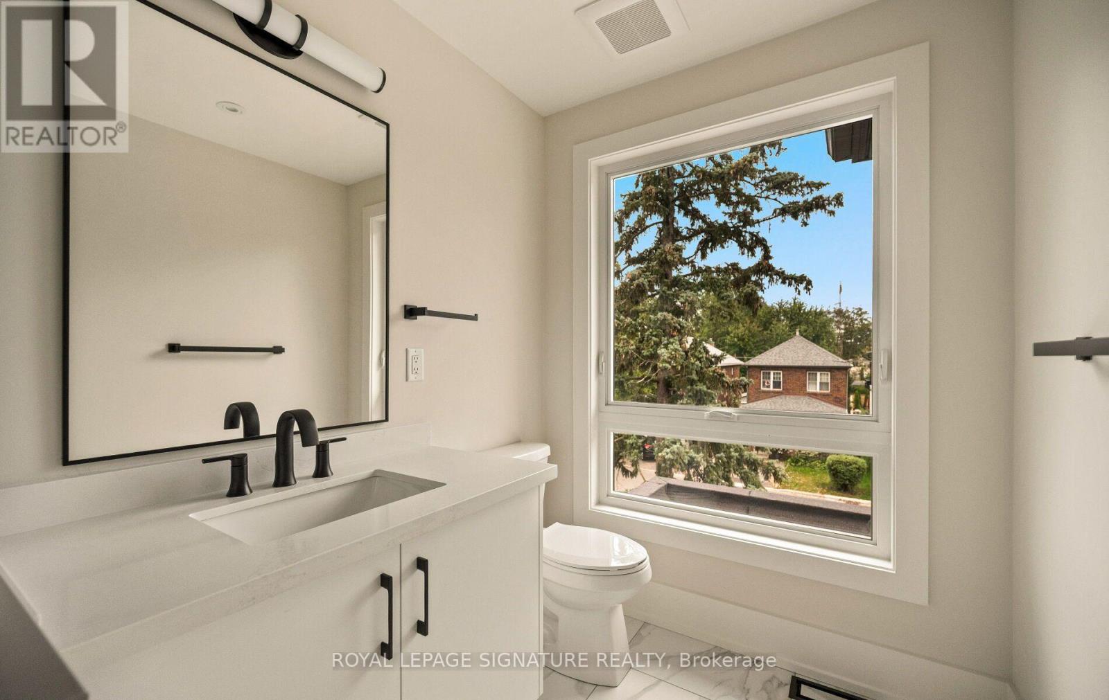 62 Ash Crescent Property Photo 35