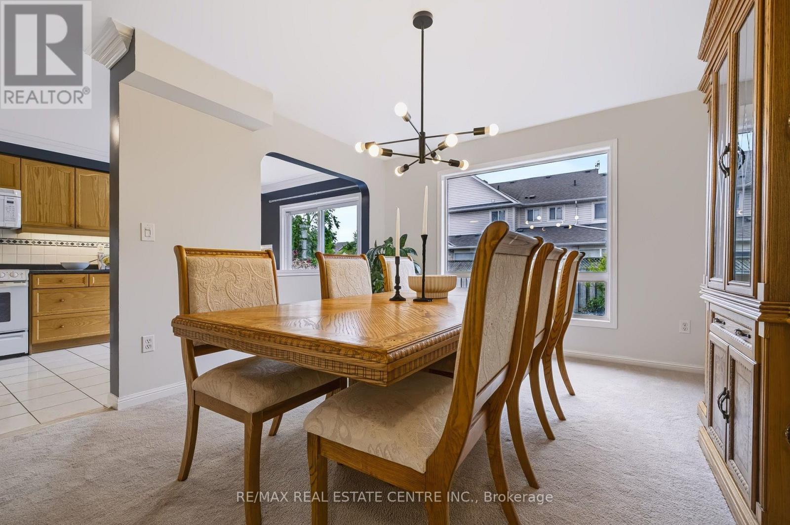 1630 Cartwright Crescent Property Photo 16