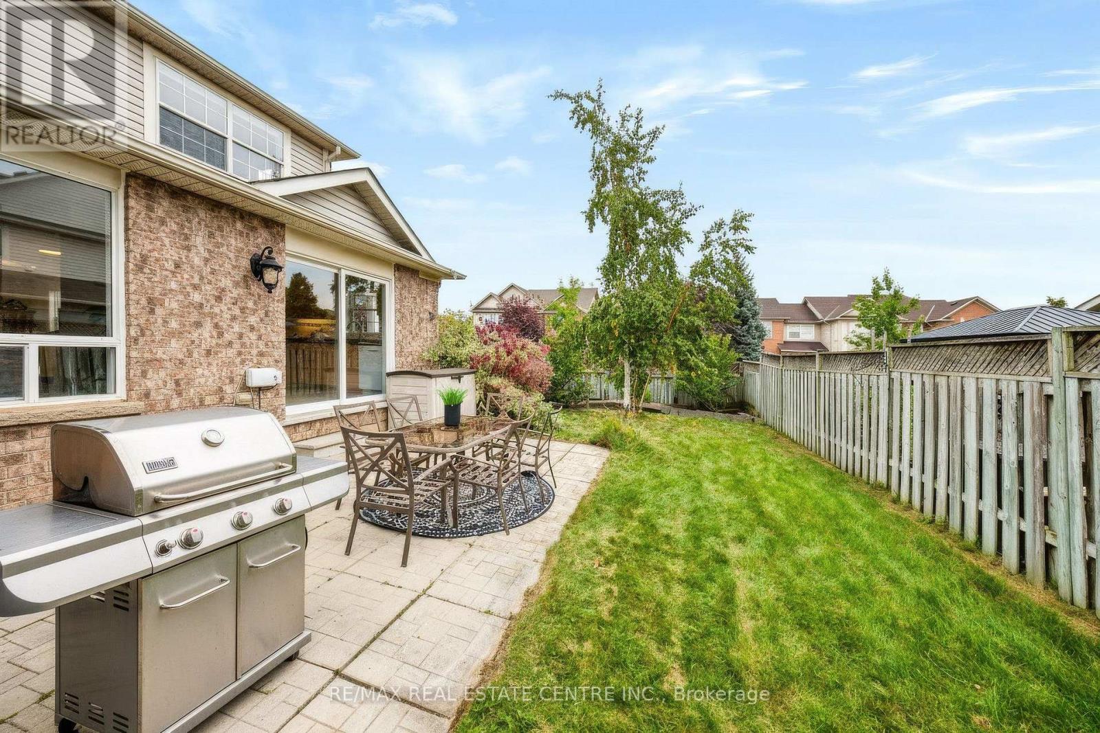 1630 Cartwright Crescent Property Photo 33