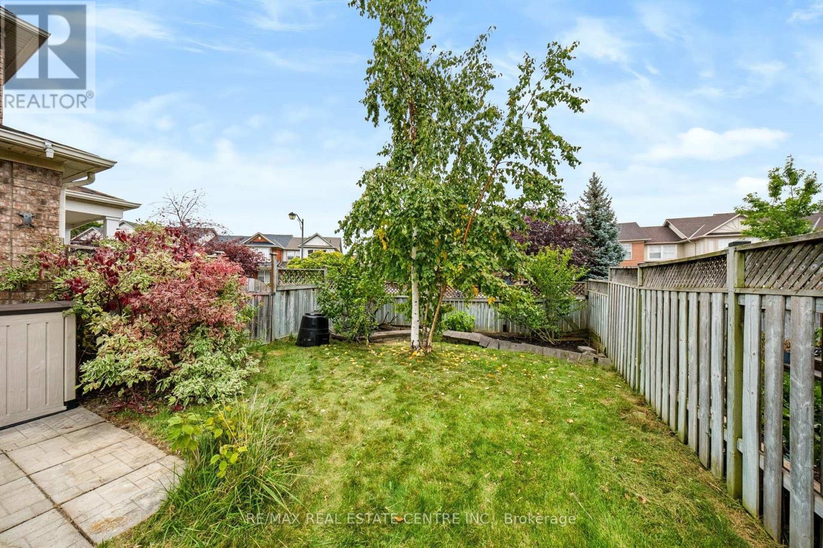 1630 Cartwright Crescent Property Photo 35