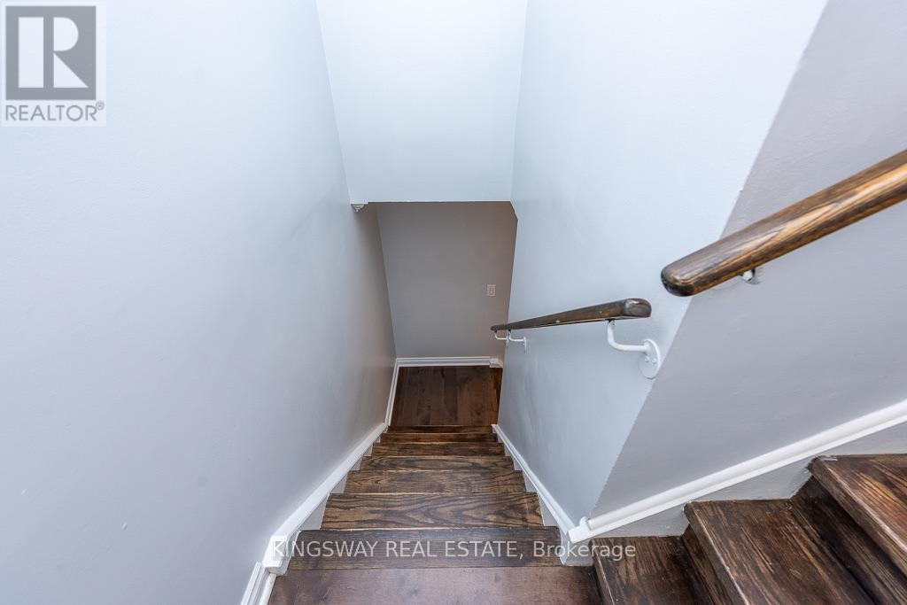 22 - 525 Meadows Boulevard Property Photo 36