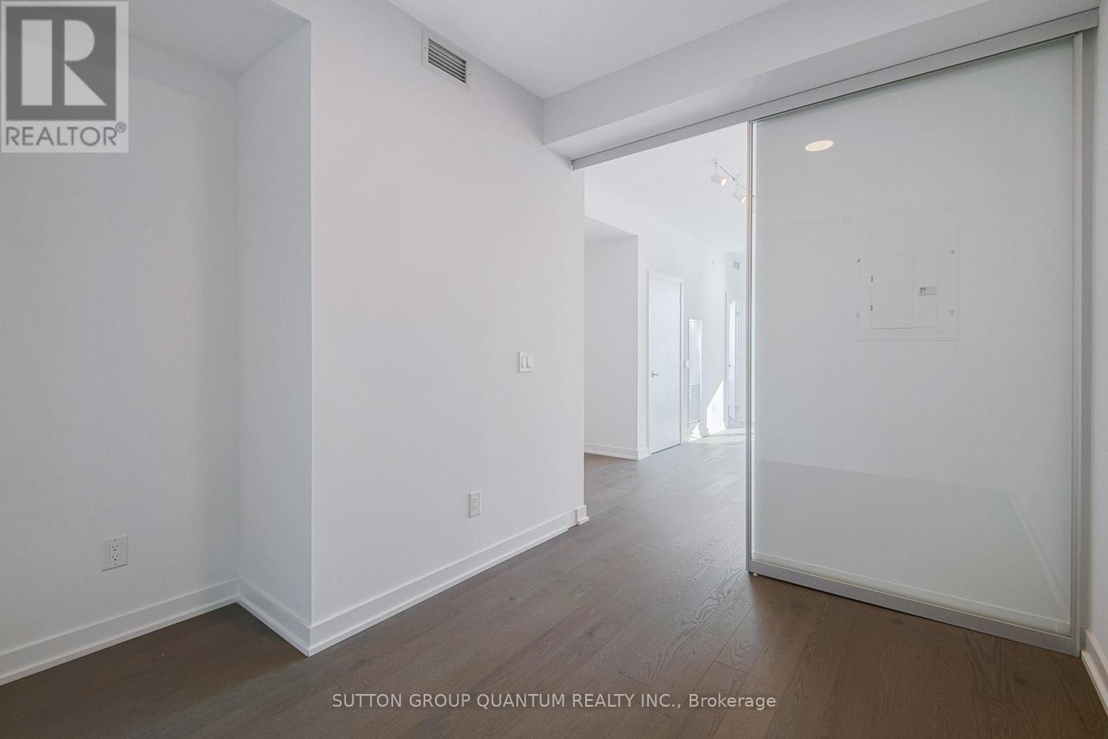 3008 - 1926 Lake Shore Boulevard W Property Photo 12