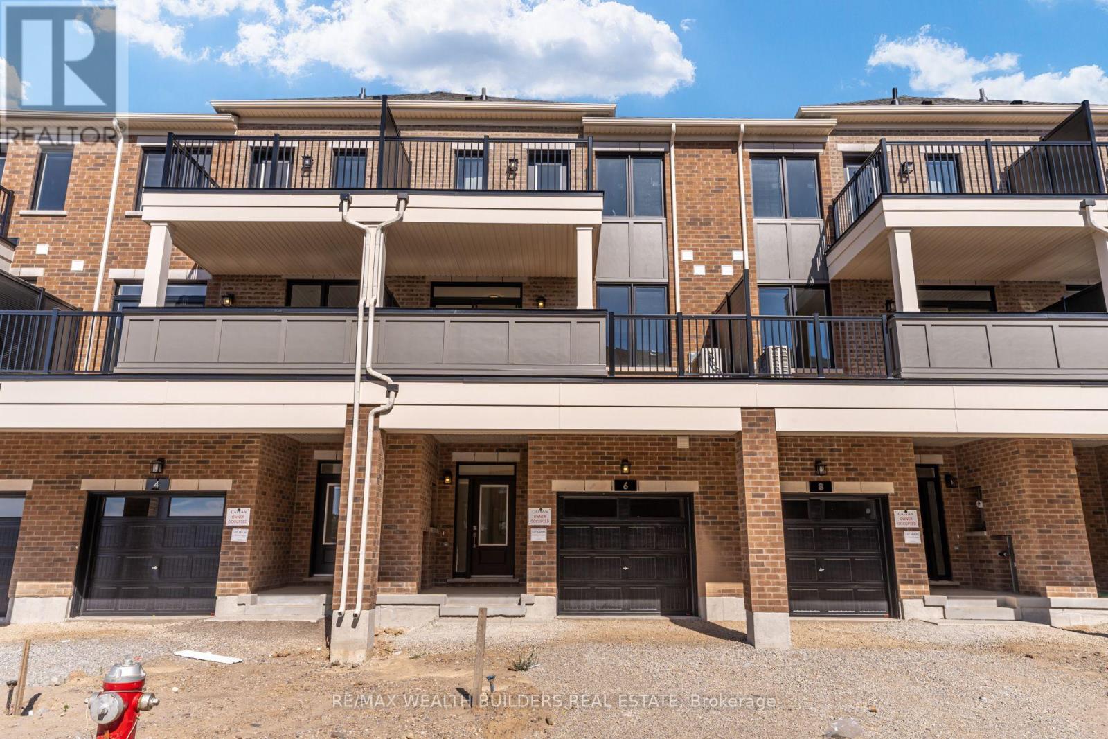 6 Thornbird Crescent Property Photo 1