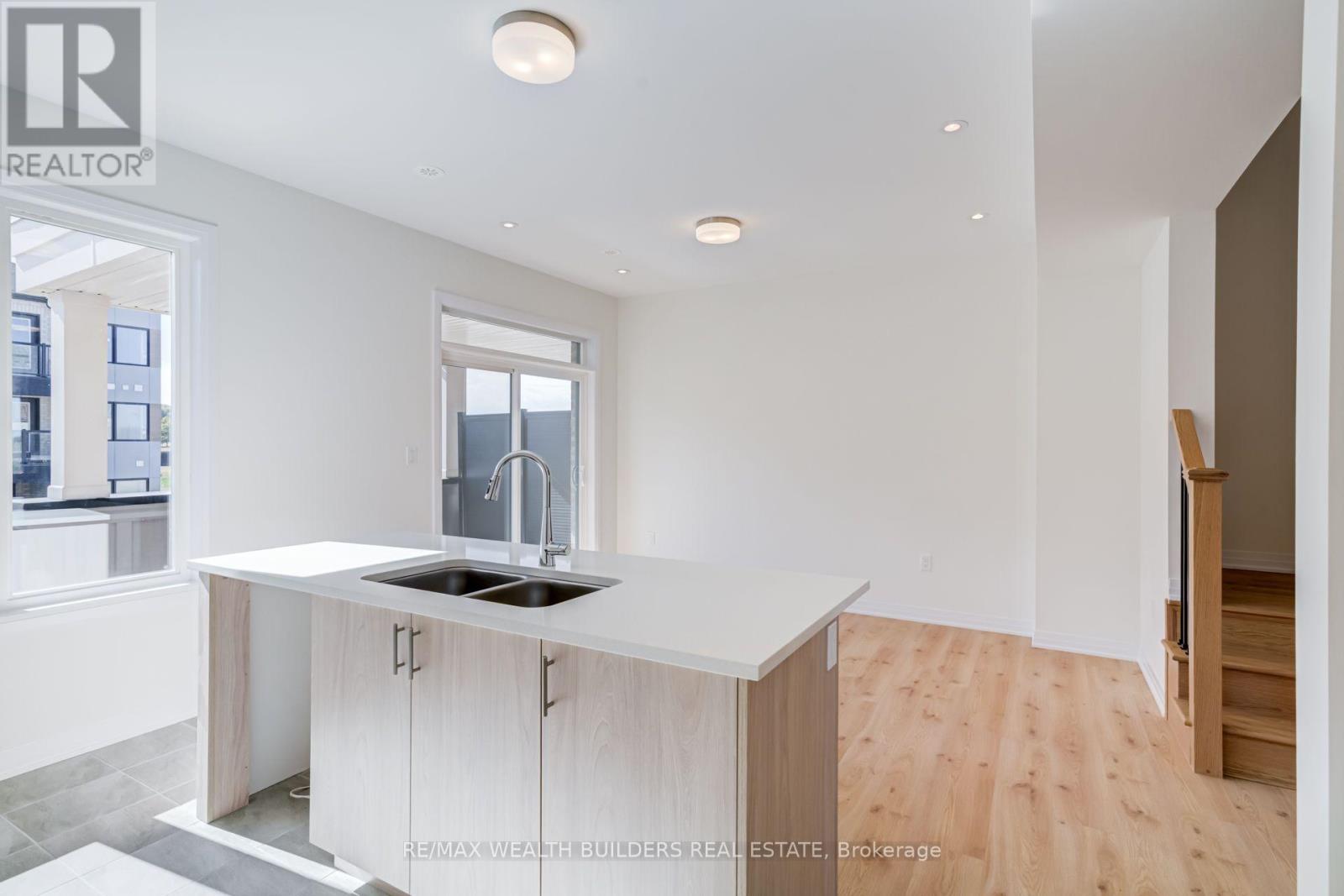 6 Thornbird Crescent Property Photo 11