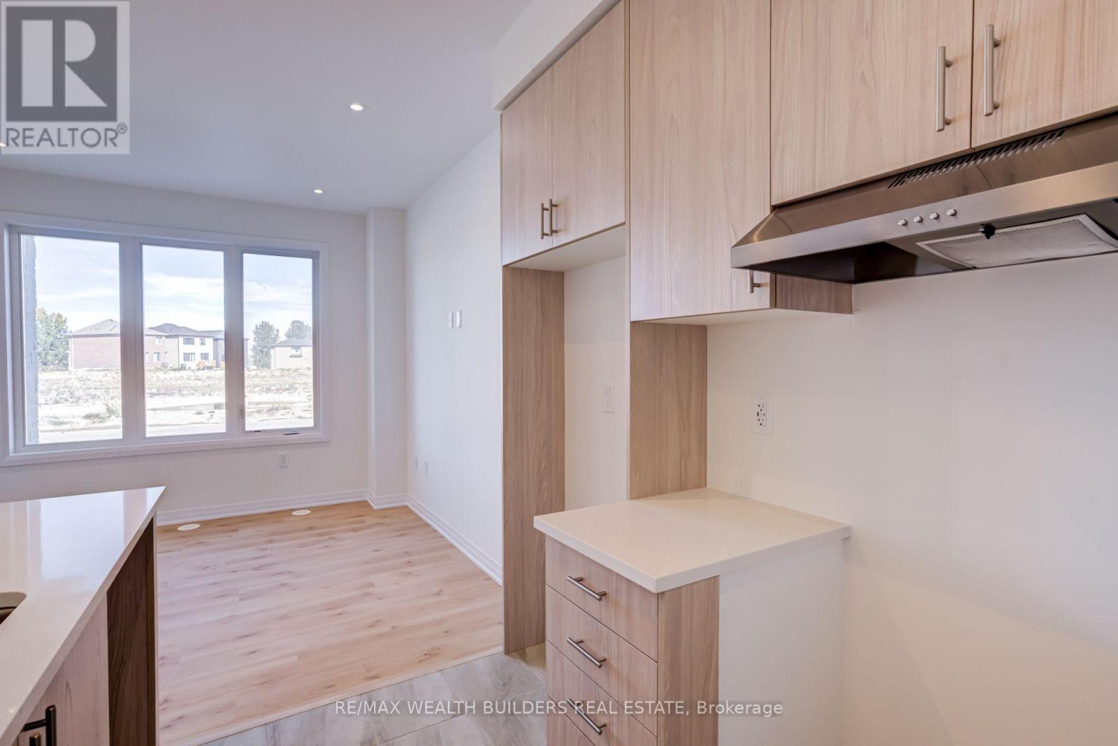 6 Thornbird Crescent Property Photo 44