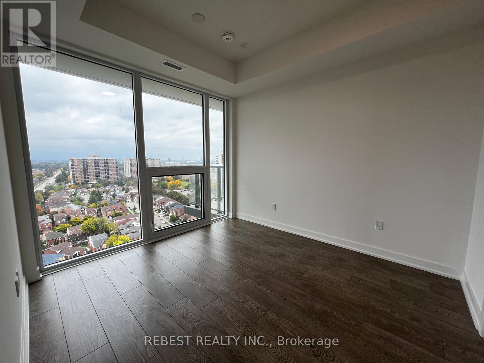 1704 - 209 Steeles Avenue W Property Photo 4