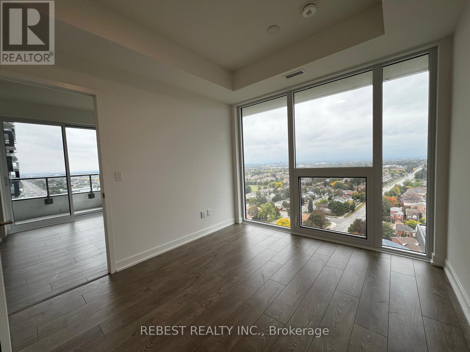 1704 - 209 Steeles Avenue W Property Photo 6