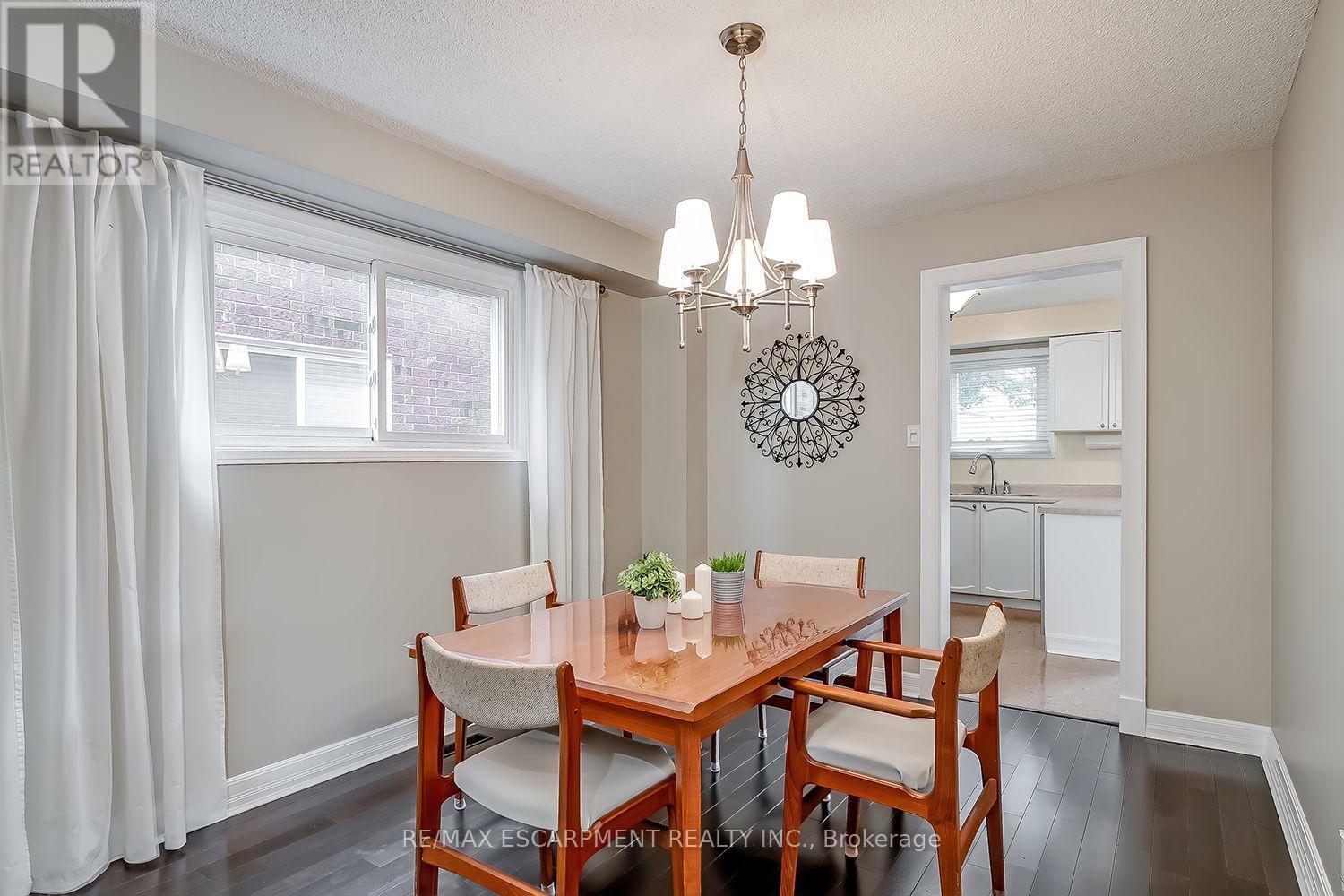 3163 Barwell Road Property Photo 12