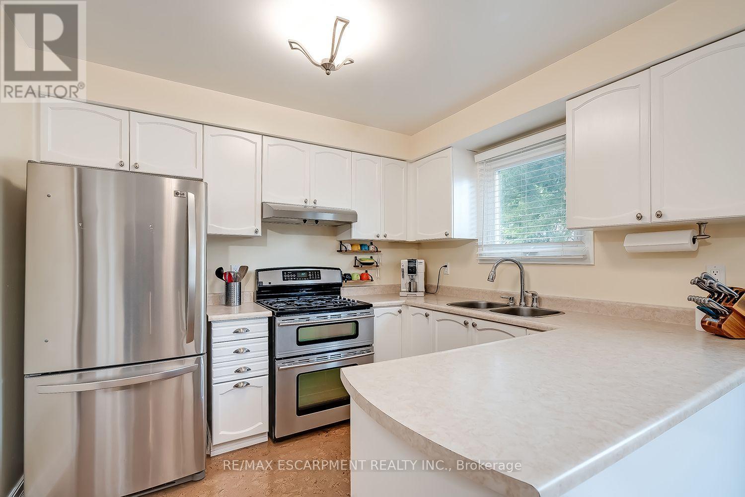 3163 Barwell Road Property Photo 15