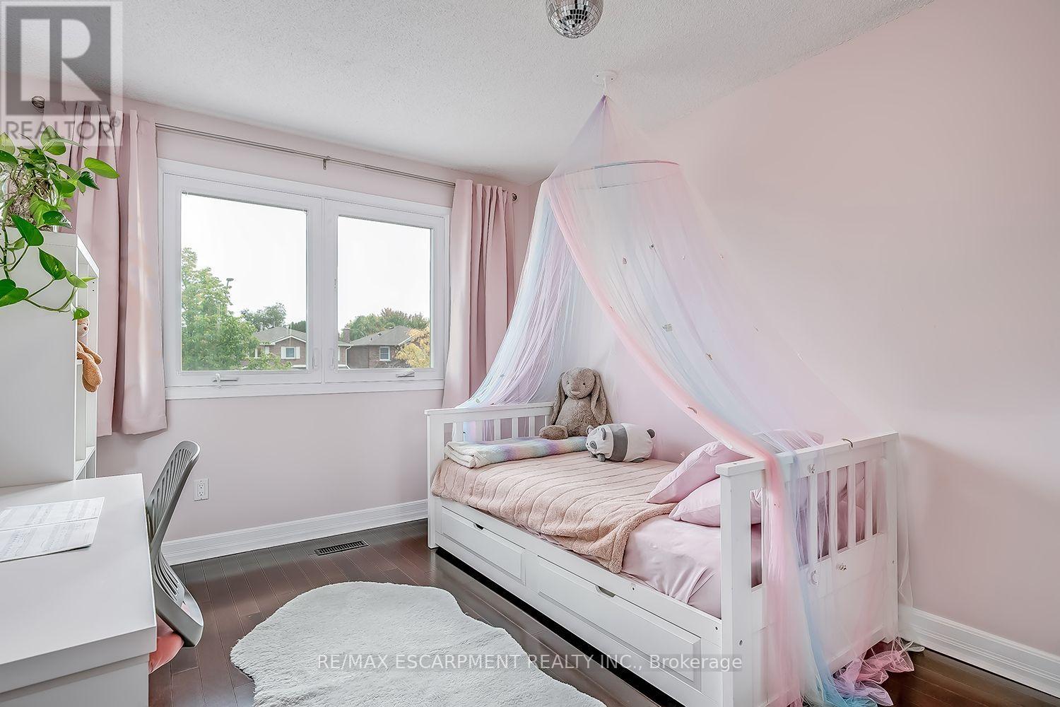 3163 Barwell Road Property Photo 24