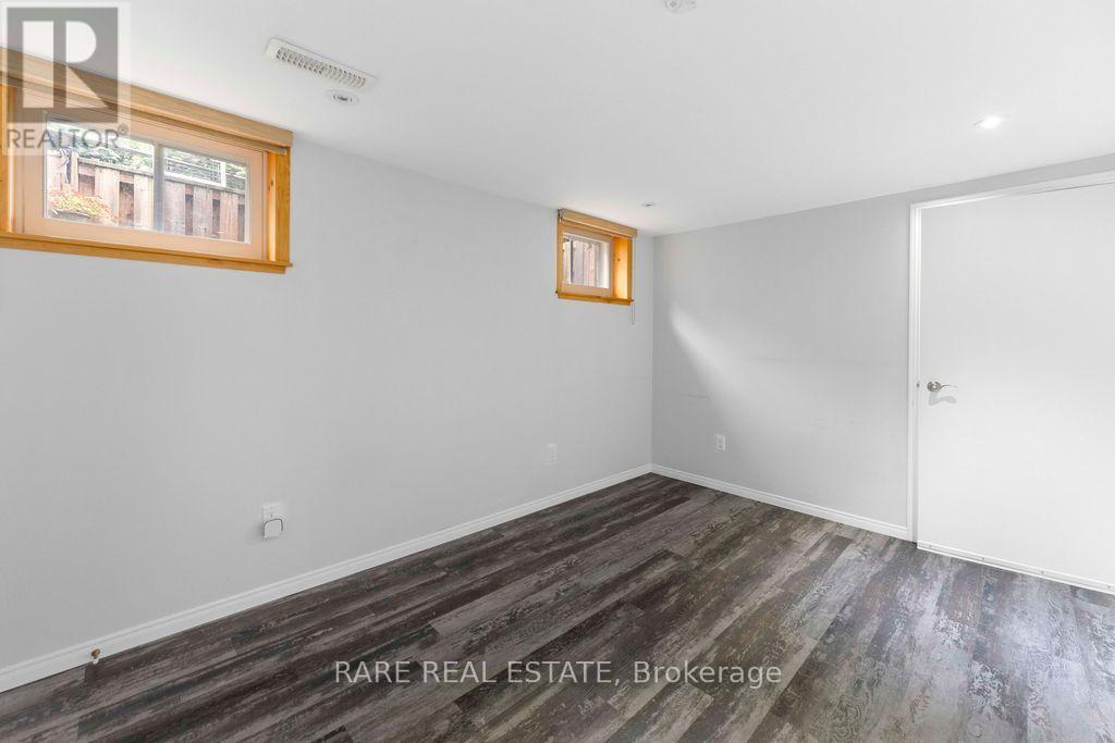 Lower - 733 Eaglemount Crescent Property Photo 4