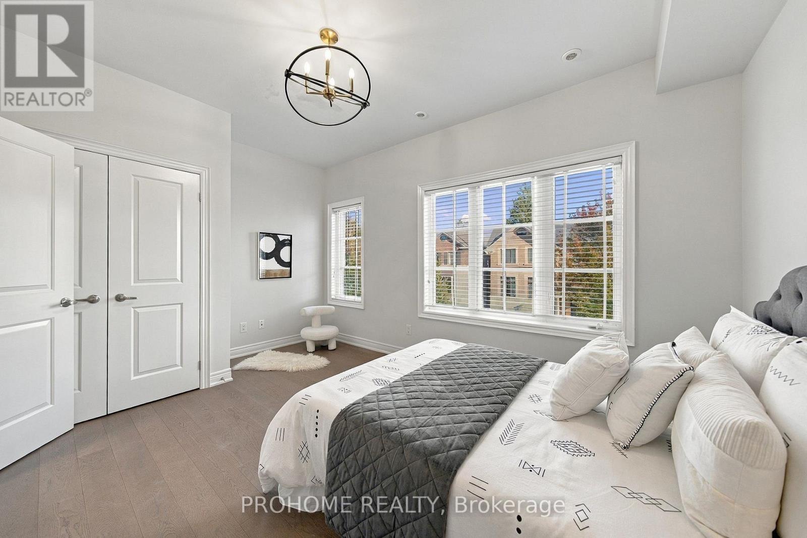 1831 Pagehurst Avenue Property Photo 33