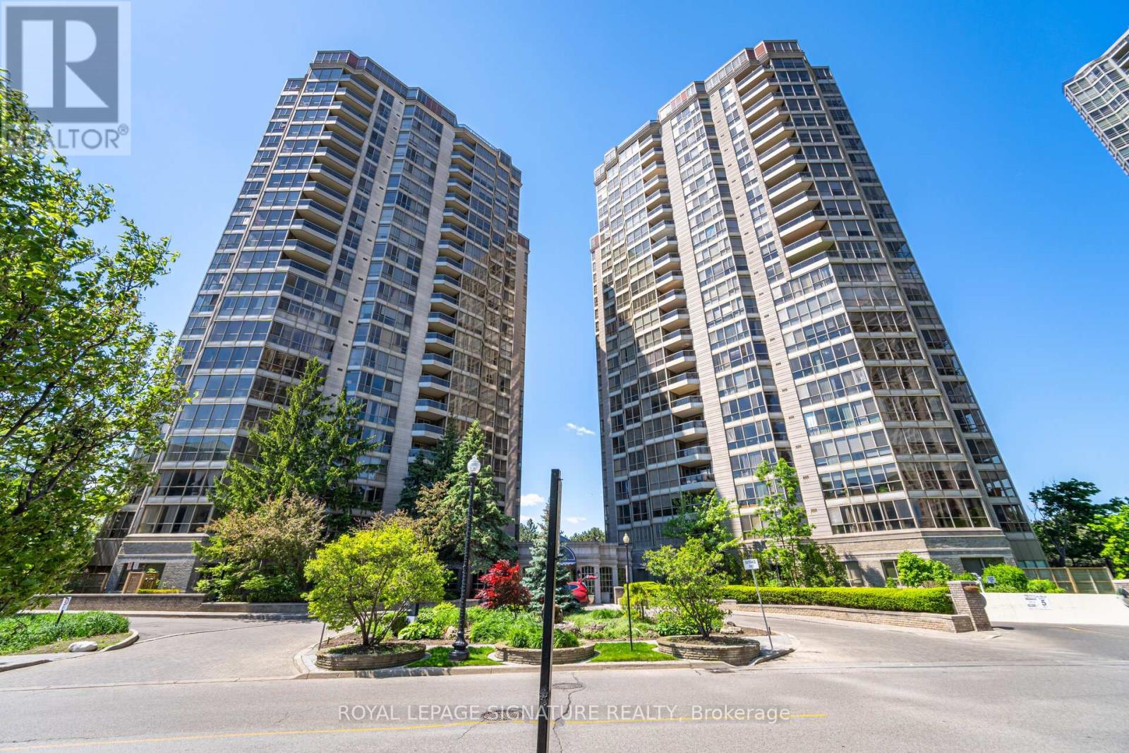 2310 - 55 Kingsbridge Garden Circle Photo de la propriété 1