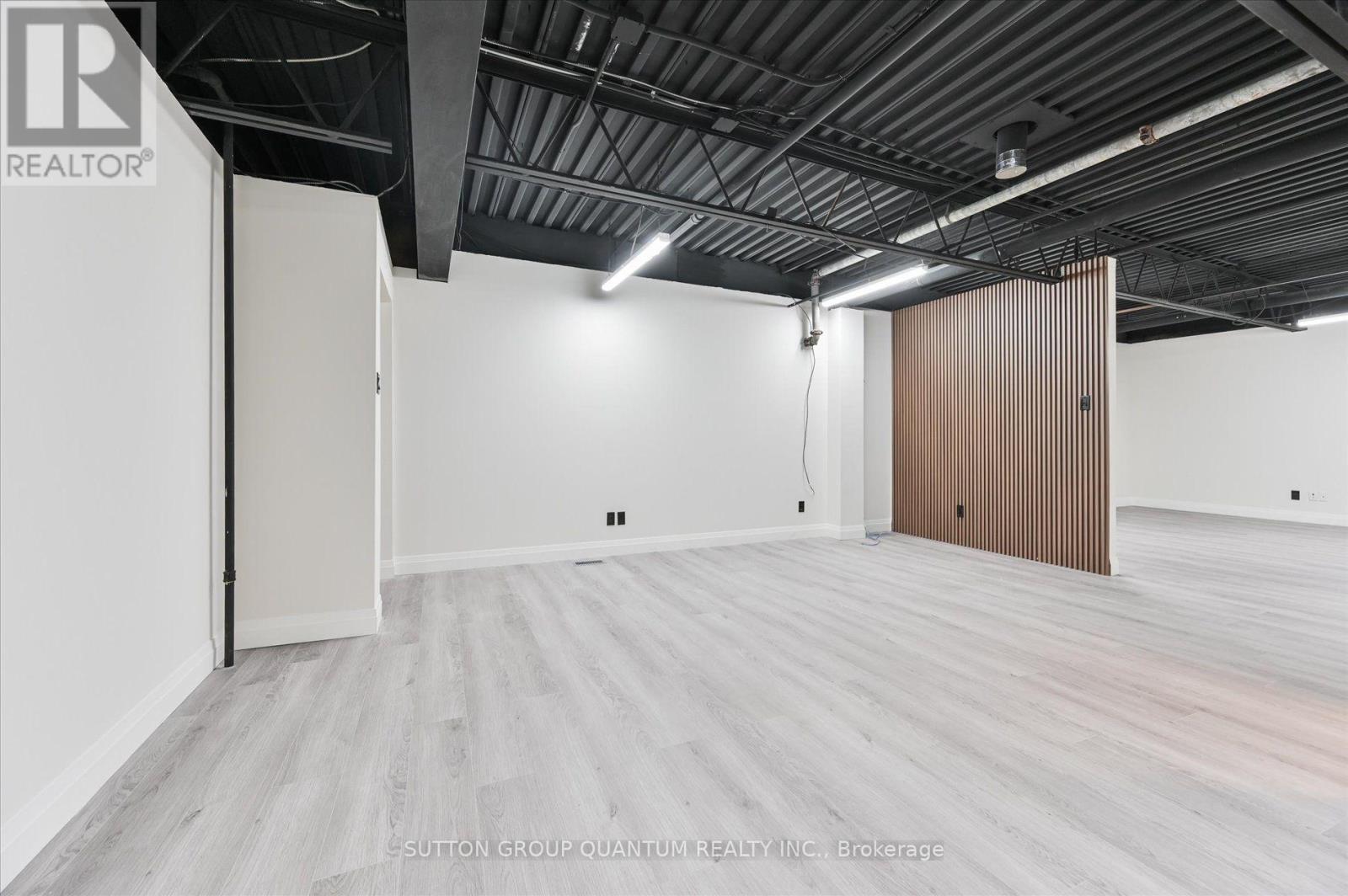 24 - 7171 Torbram Road Property Photo 16