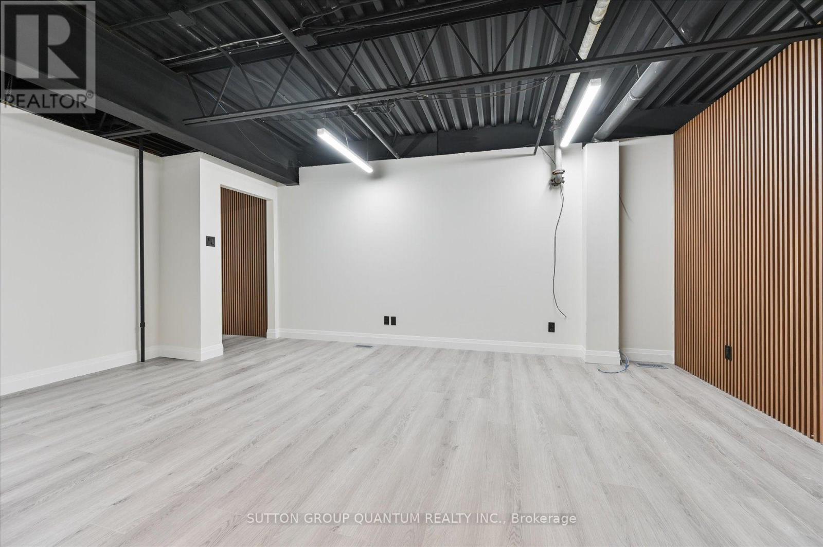 24 - 7171 Torbram Road Property Photo 17