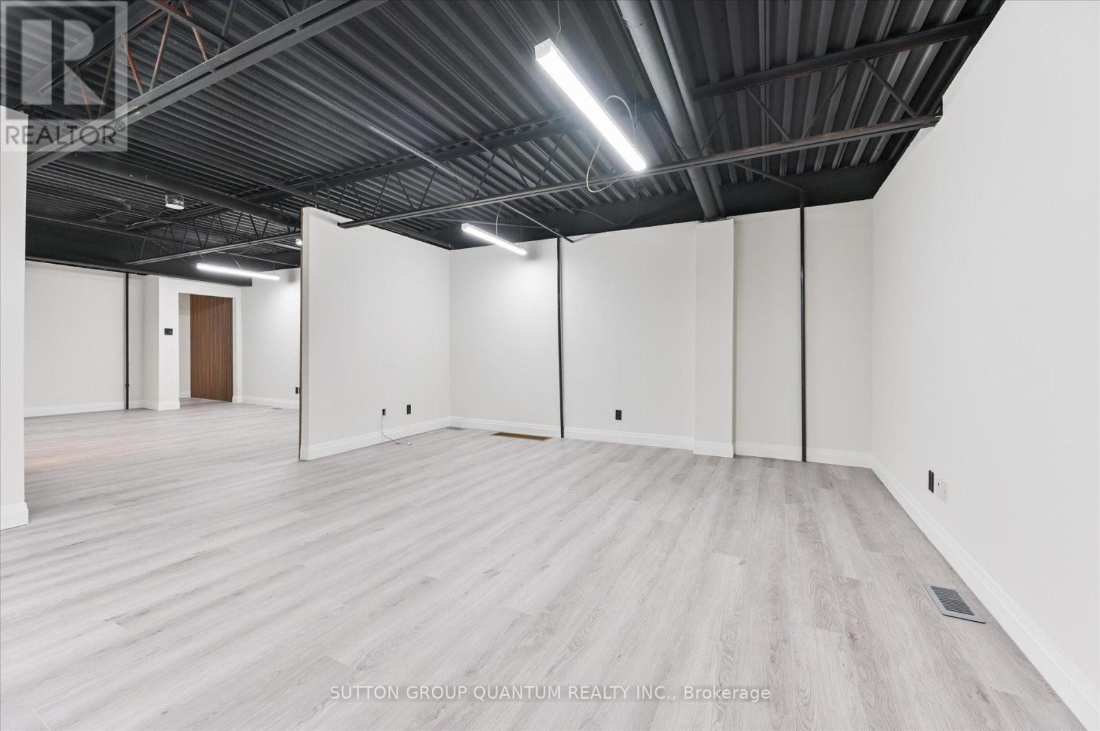 24 - 7171 Torbram Road Property Photo 19