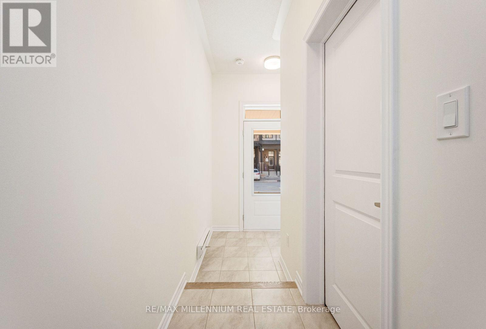 Upper - 34 Thornbird Crescent Property Photo 3