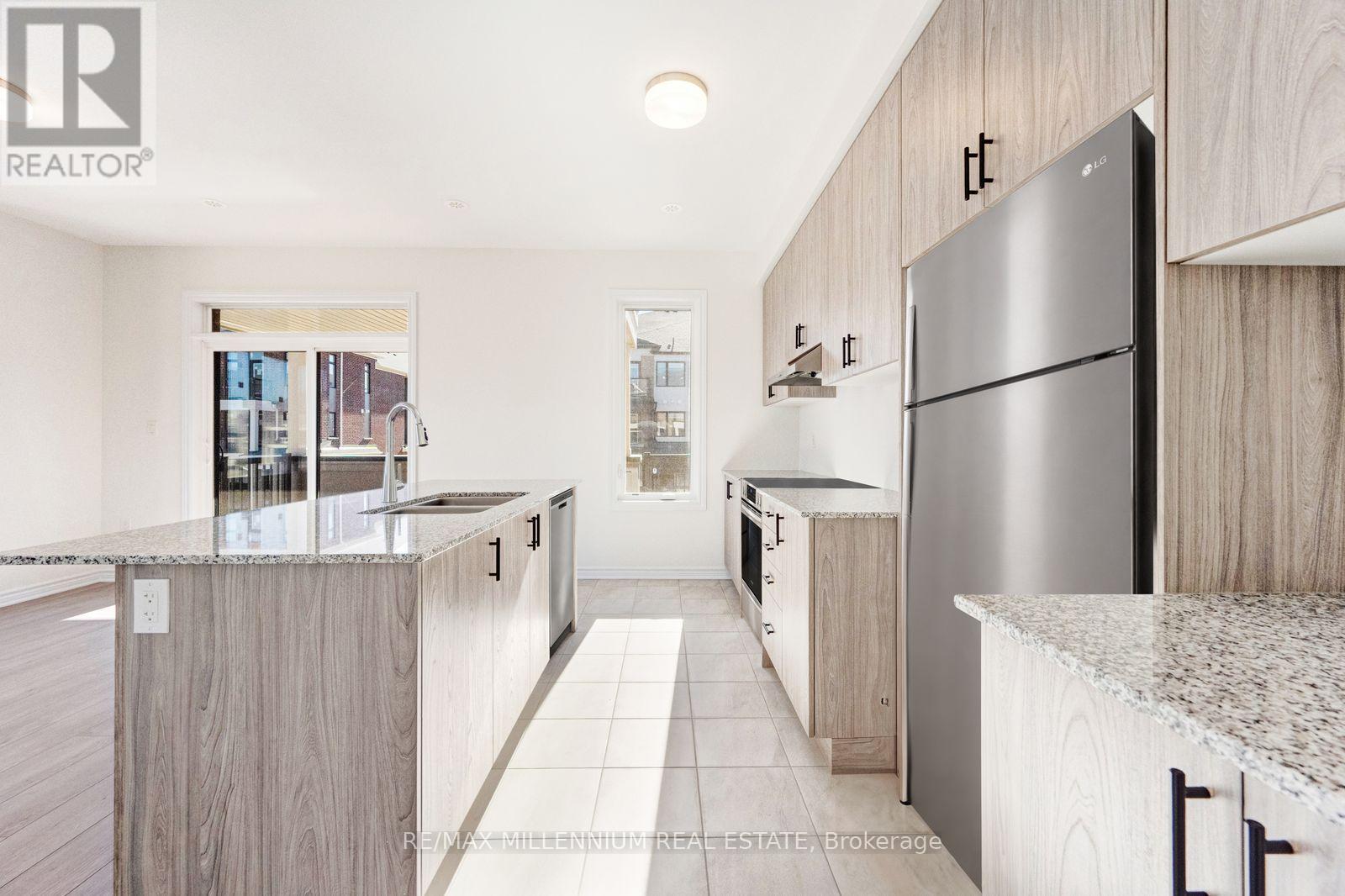 Upper - 34 Thornbird Crescent Property Photo 23