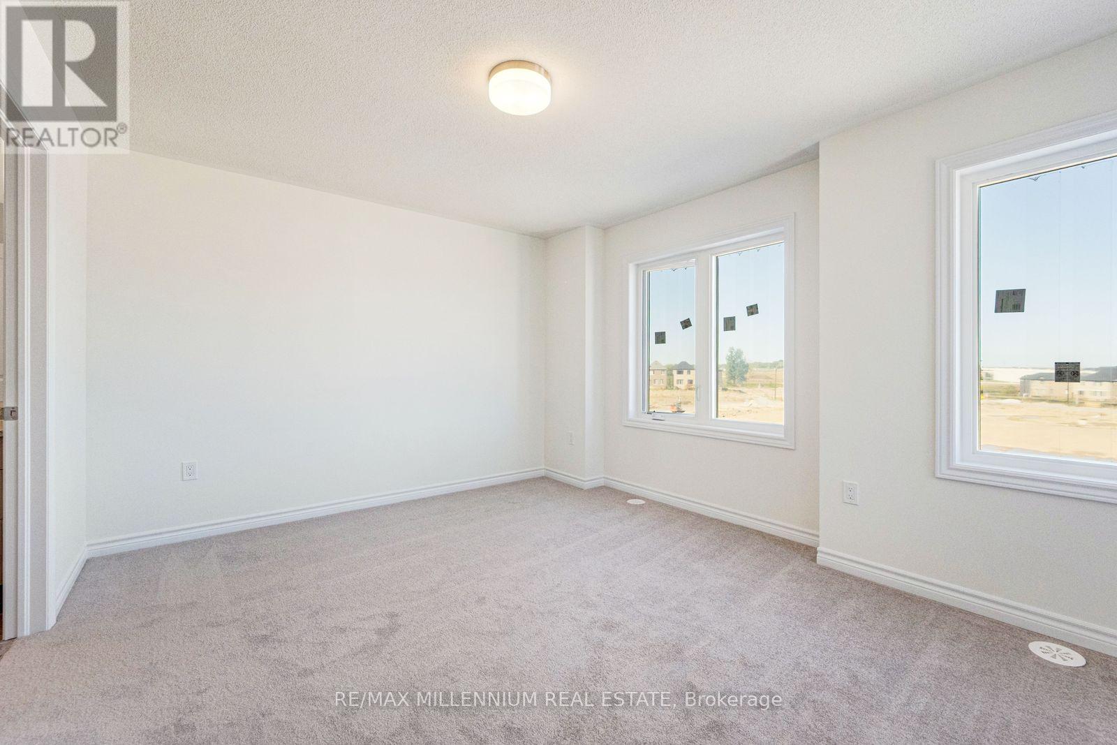 Upper - 34 Thornbird Crescent Property Photo 29