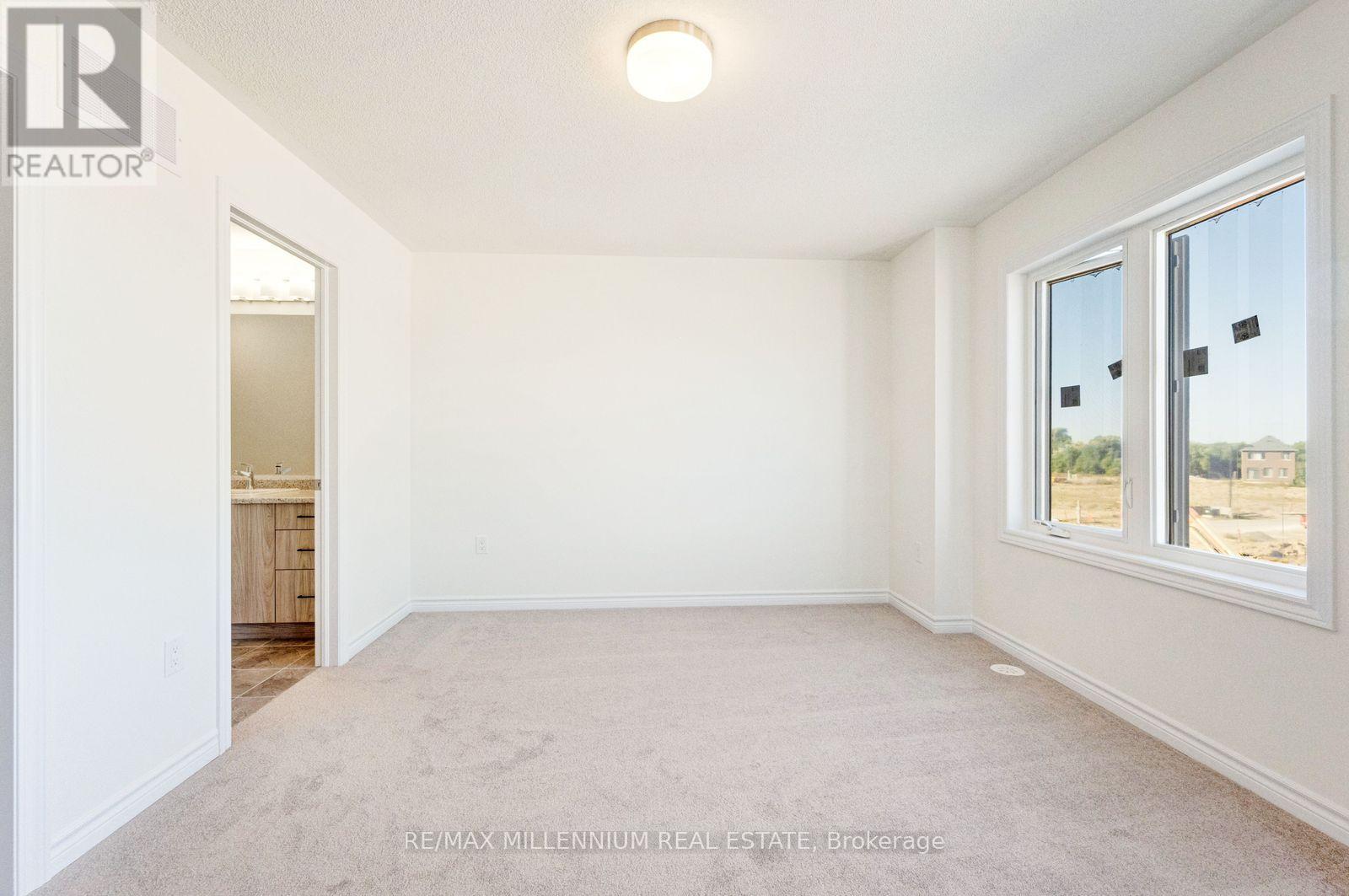 Upper - 34 Thornbird Crescent Property Photo 32