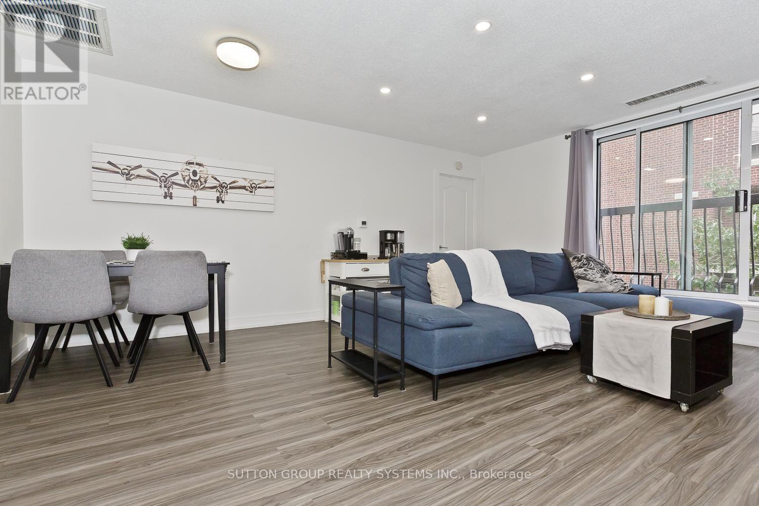 311 - 4198 Dundas Street W Property Photo 22