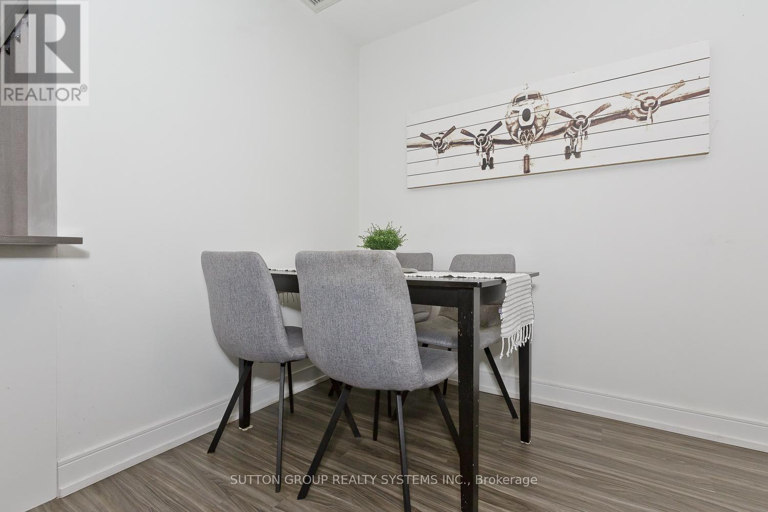 311 - 4198 Dundas Street W Property Photo 24