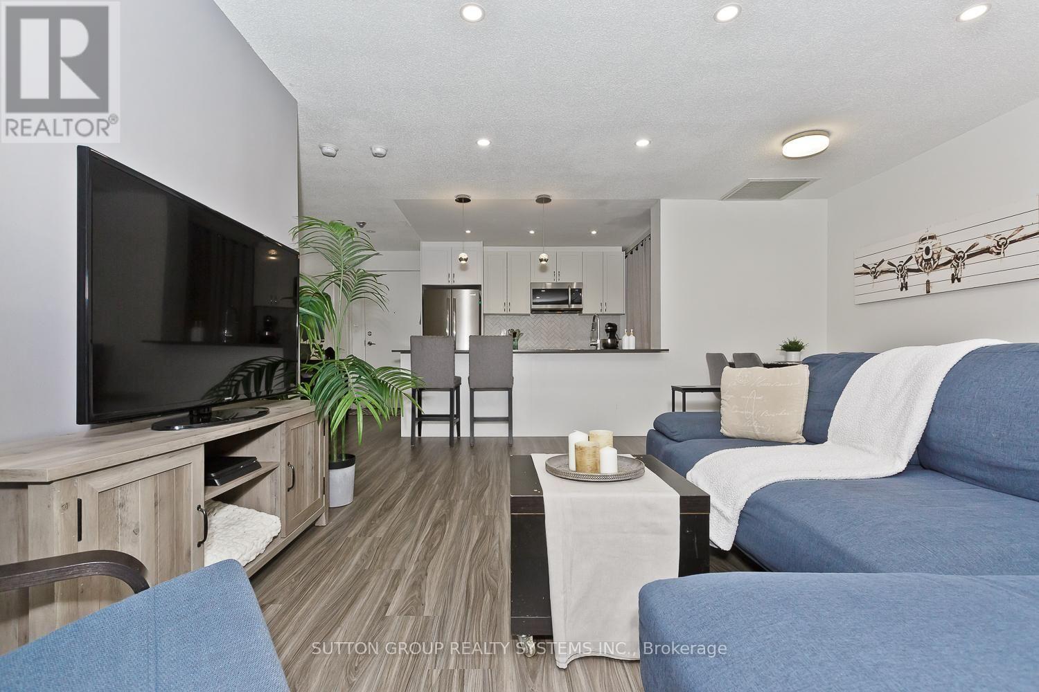 311 - 4198 Dundas Street W Property Photo 31