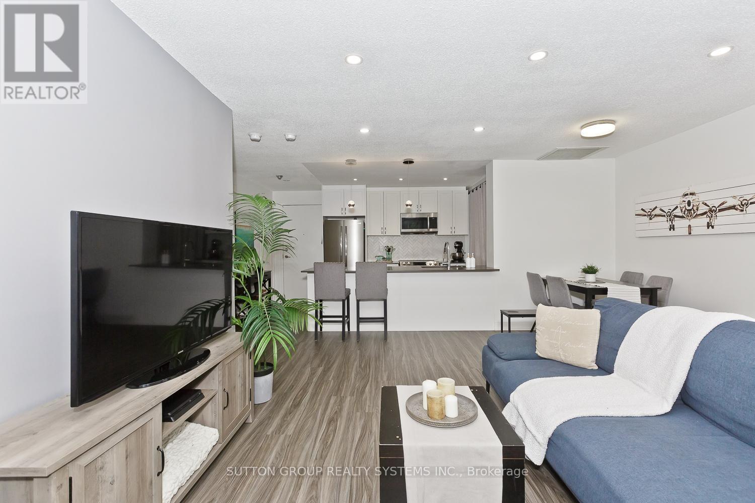 311 - 4198 Dundas Street W Property Photo 33