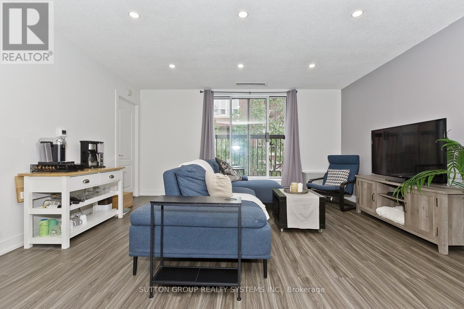 311 - 4198 Dundas Street W Property Photo 34