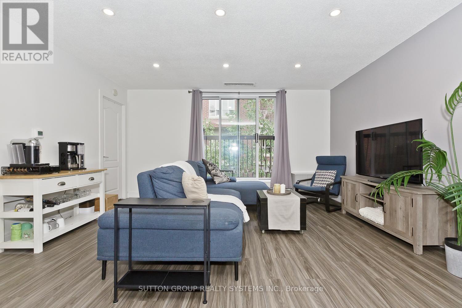 311 - 4198 Dundas Street W Property Photo 35