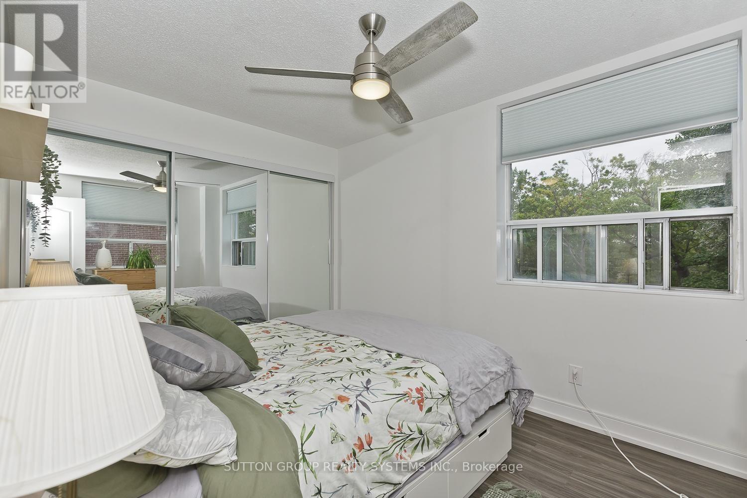 311 - 4198 Dundas Street W Property Photo 39
