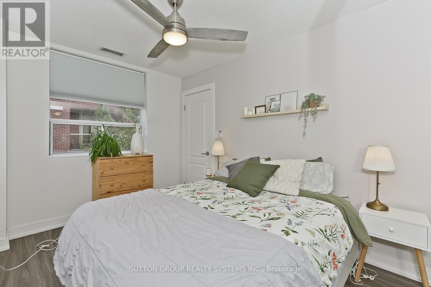 311 - 4198 Dundas Street W Property Photo 41