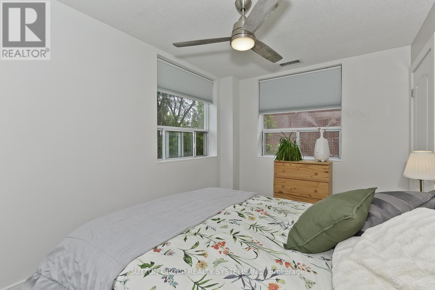 311 - 4198 Dundas Street W Property Photo 42