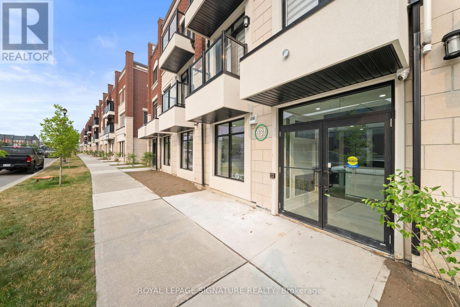 431 Dougall Avenue Property Photo 2