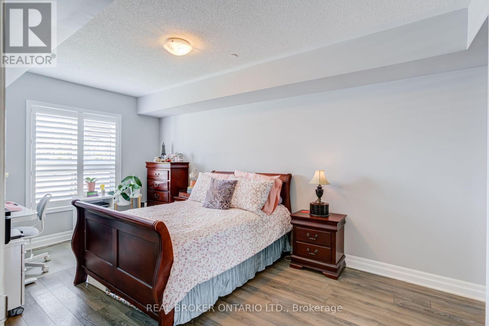 105 - 1045 Nadalin Heights Property Photo 13