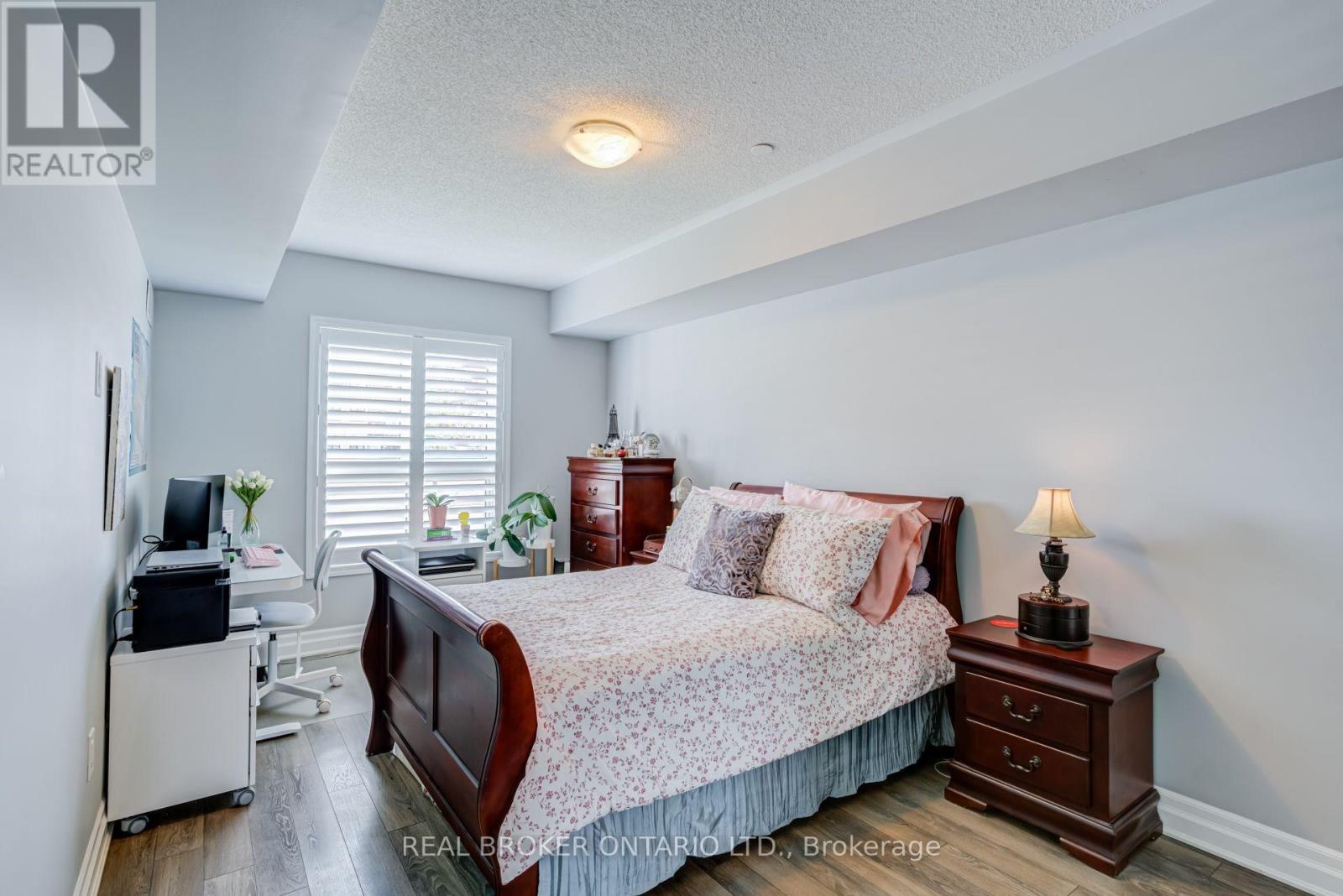 105 - 1045 Nadalin Heights Property Photo 15