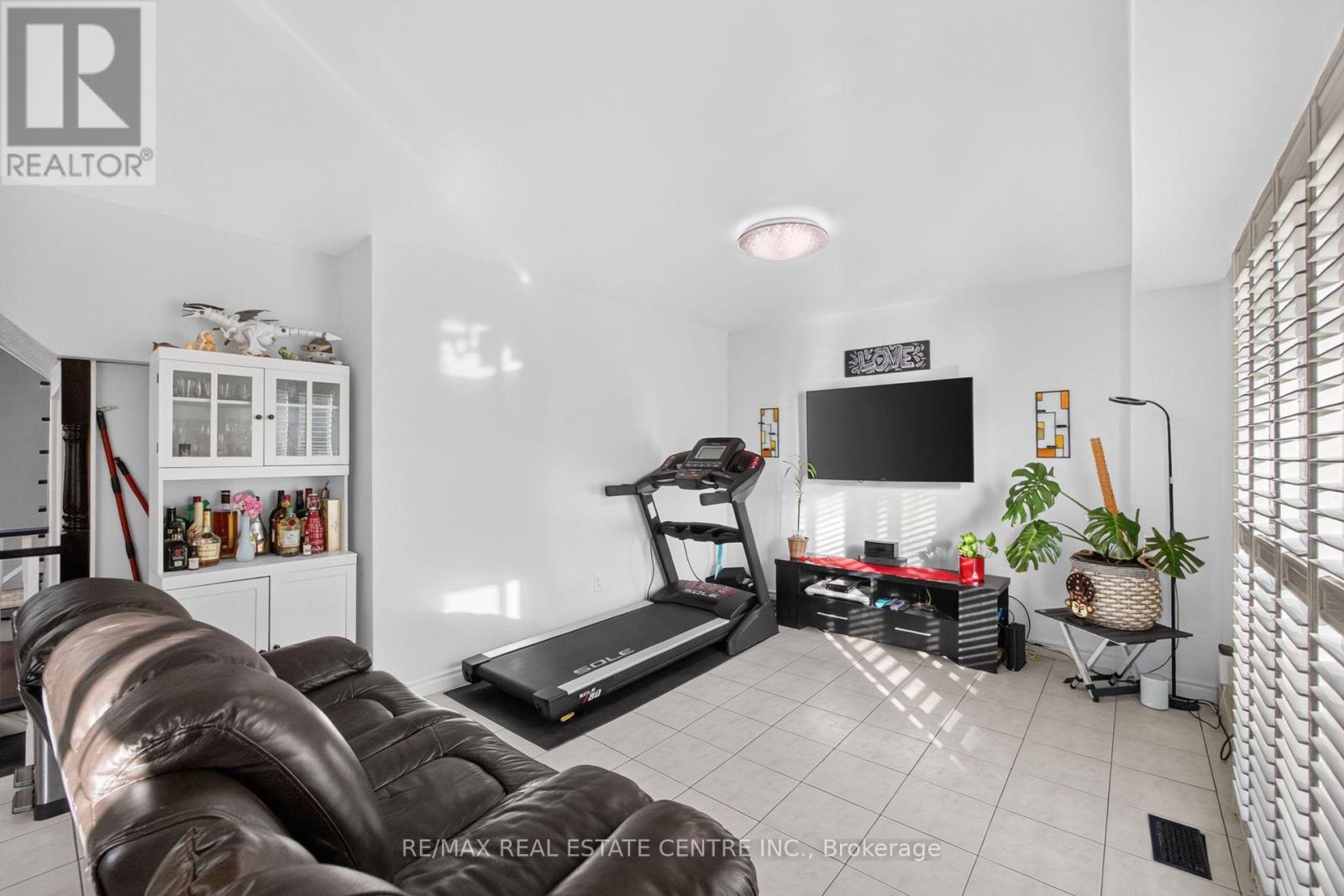 8 Flatlands Way Property Photo 14