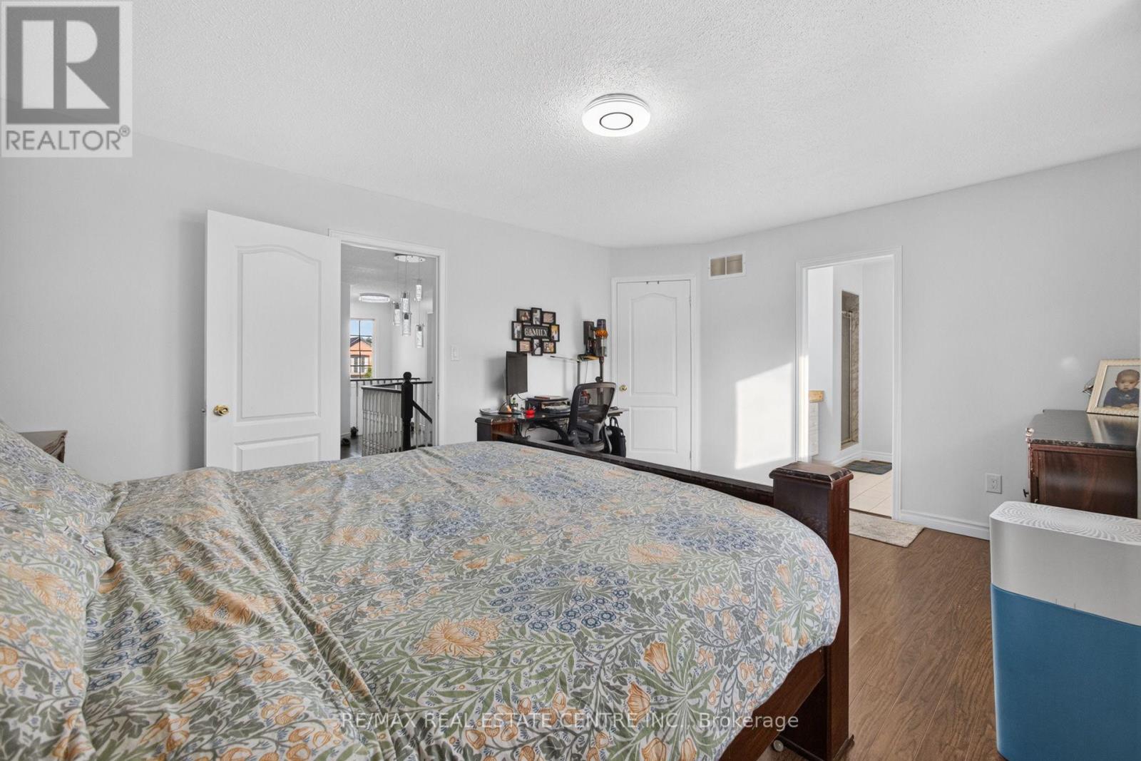 8 Flatlands Way Property Photo 18