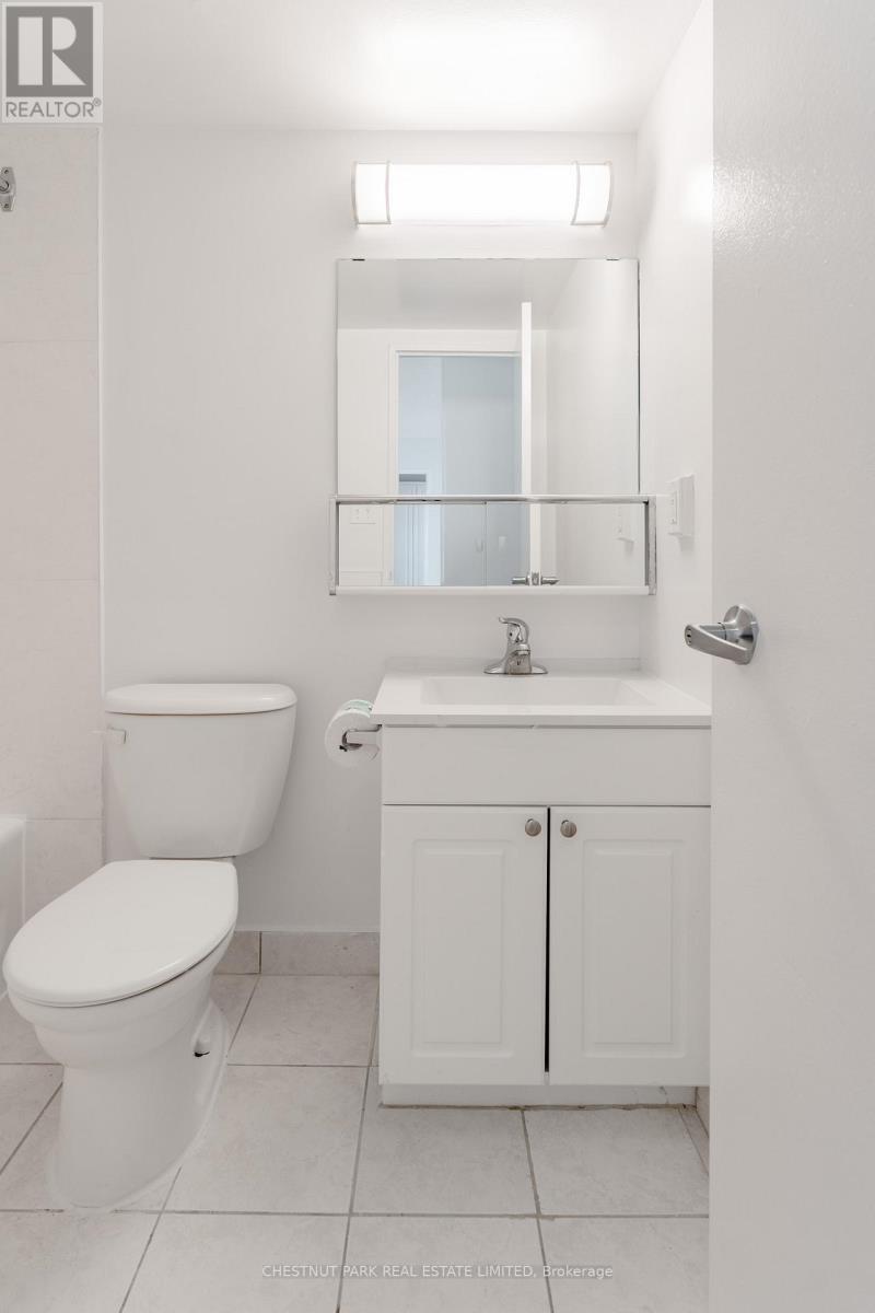 1412 - 150 Lakeshore Road W Property Photo 23