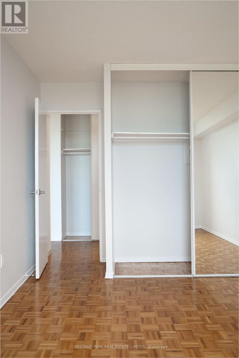 1412 - 150 Lakeshore Road W Property Photo 29