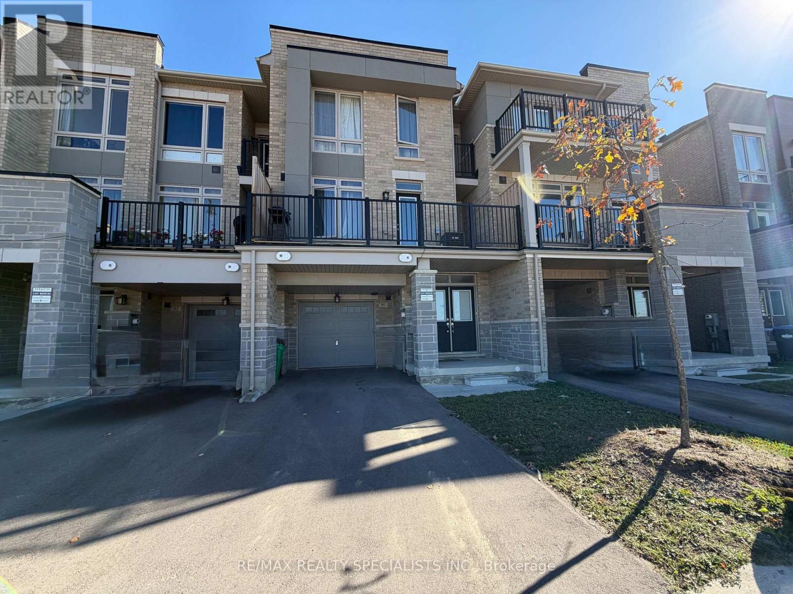 80 Donald Ficht Crescent Property Photo 5