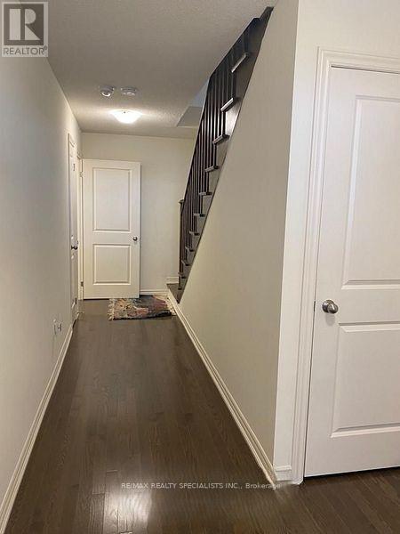 80 Donald Ficht Crescent Property Photo 13