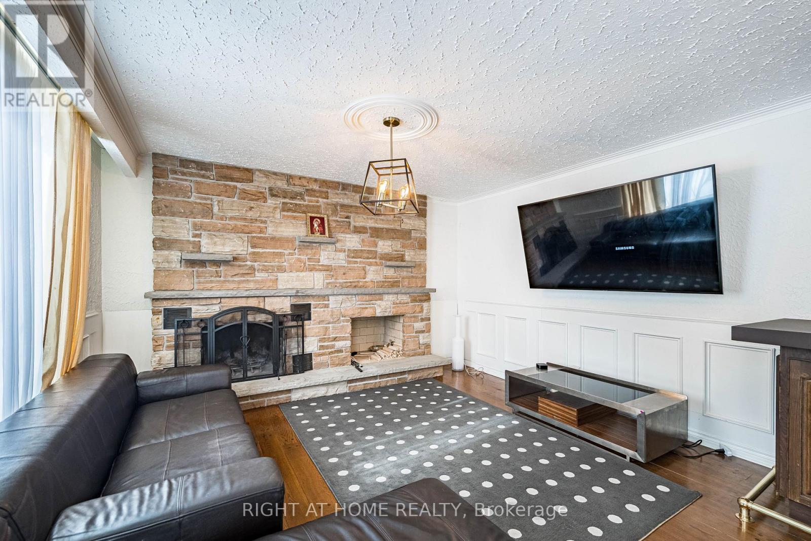 2123 Gordon Drive Property Photo 20