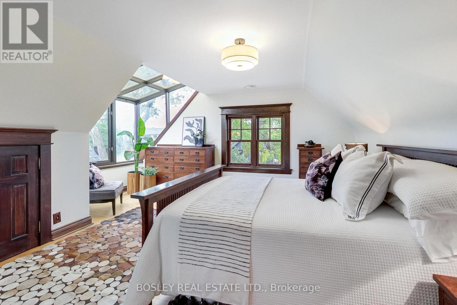 161 Westminster Avenue Property Photo 18