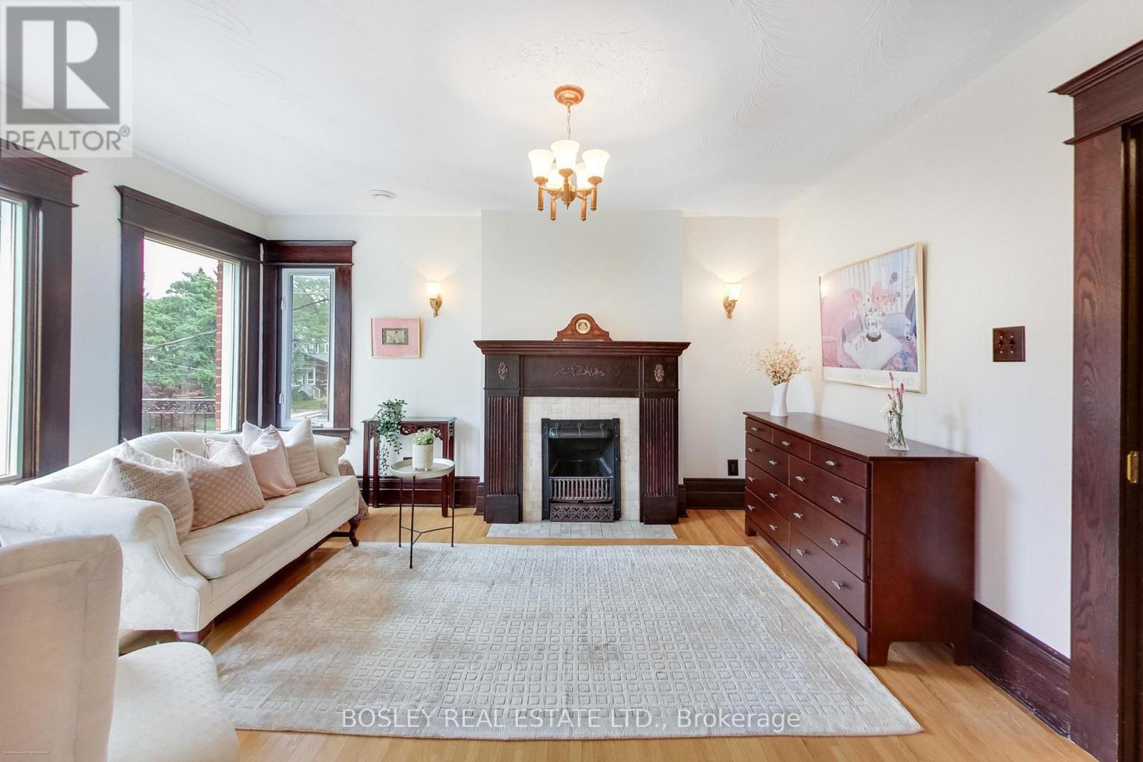 161 Westminster Avenue Property Photo 25